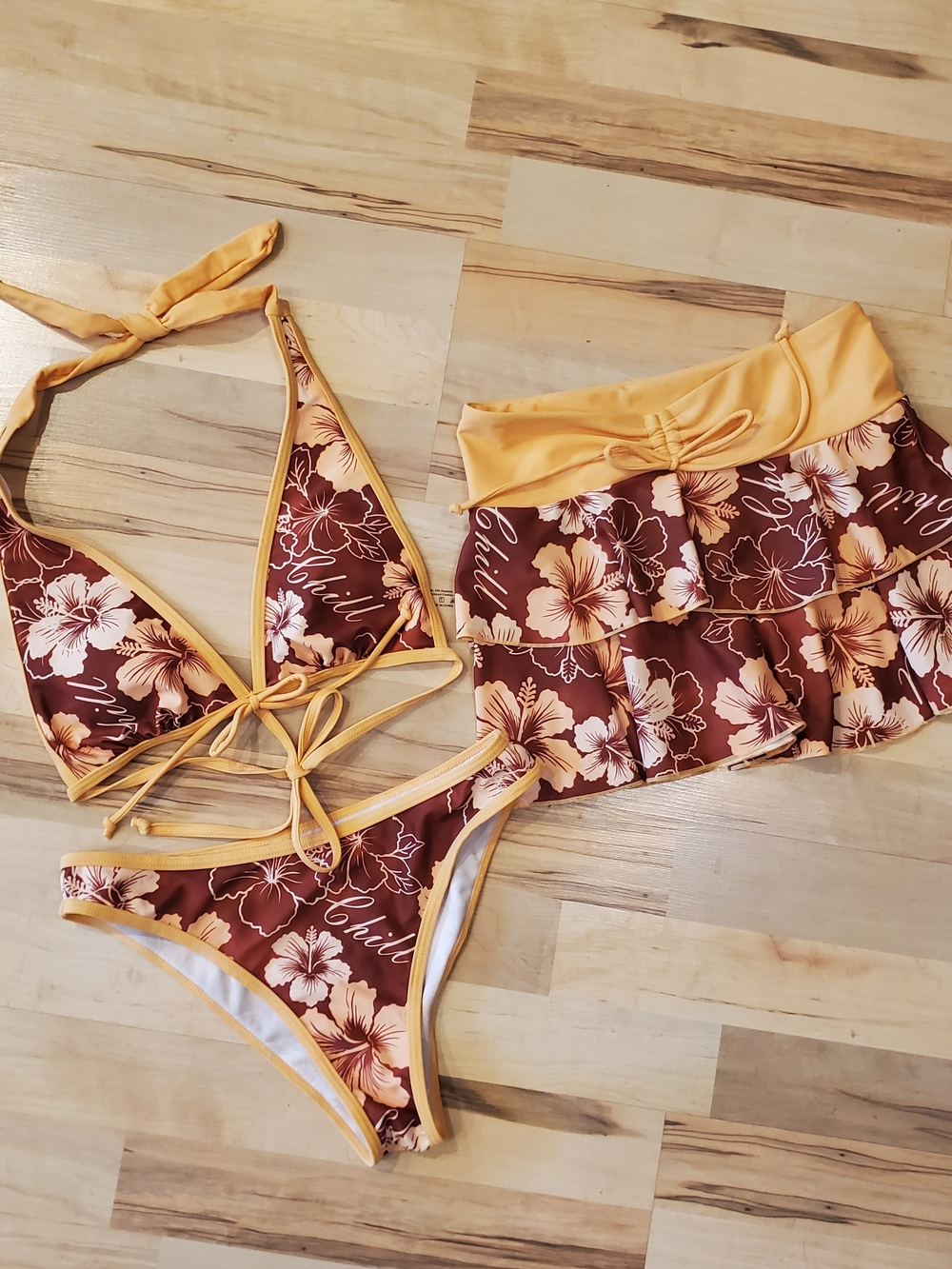 BRAND NEW 3 Piece Bikini Set Tropical Floral Print with Skirt Size SMALL